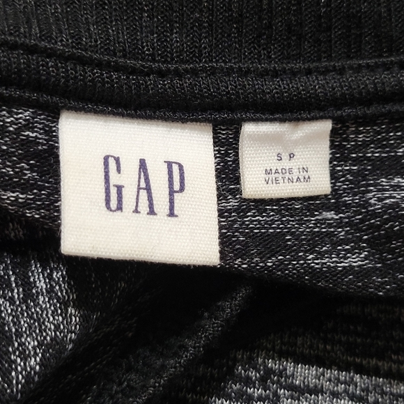 Gap long sleeve - Picture 4 of 7
